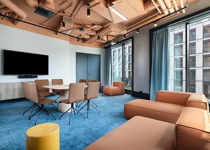 Barcelo Powisle 4* Варшава