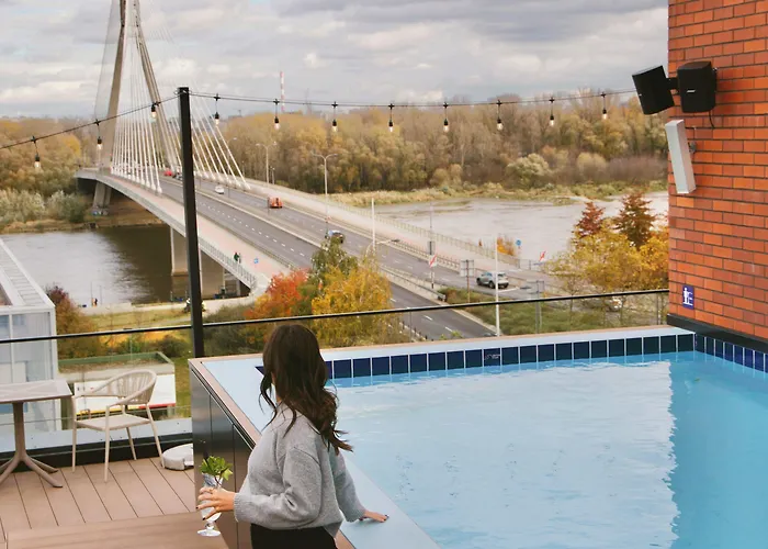 Barcelo Powisle Отель