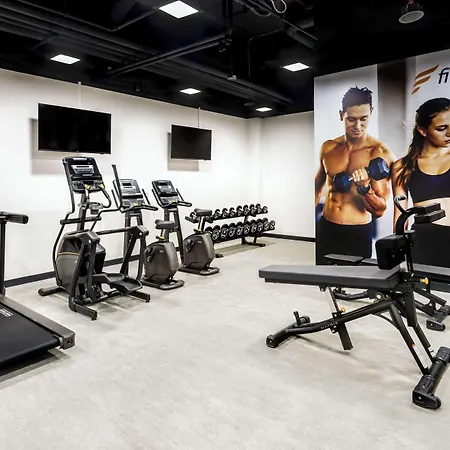 호텔 Barcelo Powisle