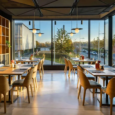 Barcelo Powisle 4* Warszawa