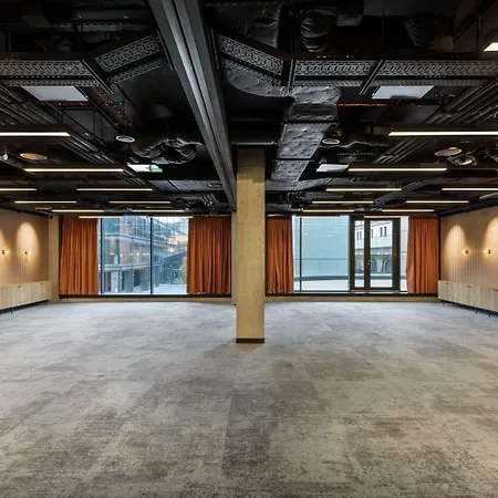 Hotell Barcelo Powisle 4*